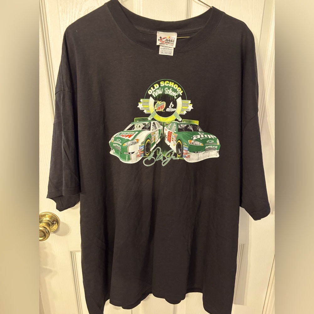 Sz3xl Dale Earnhardt Jr black t-shirt! #88 amp car Excellent condition! (Chase)